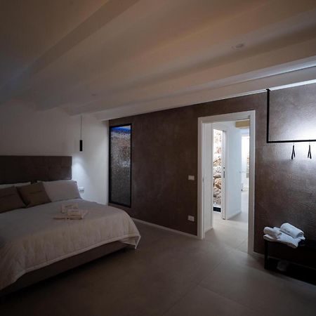 Santateresa19 Suite & Spa ปาแลร์โม ภายนอก รูปภาพ