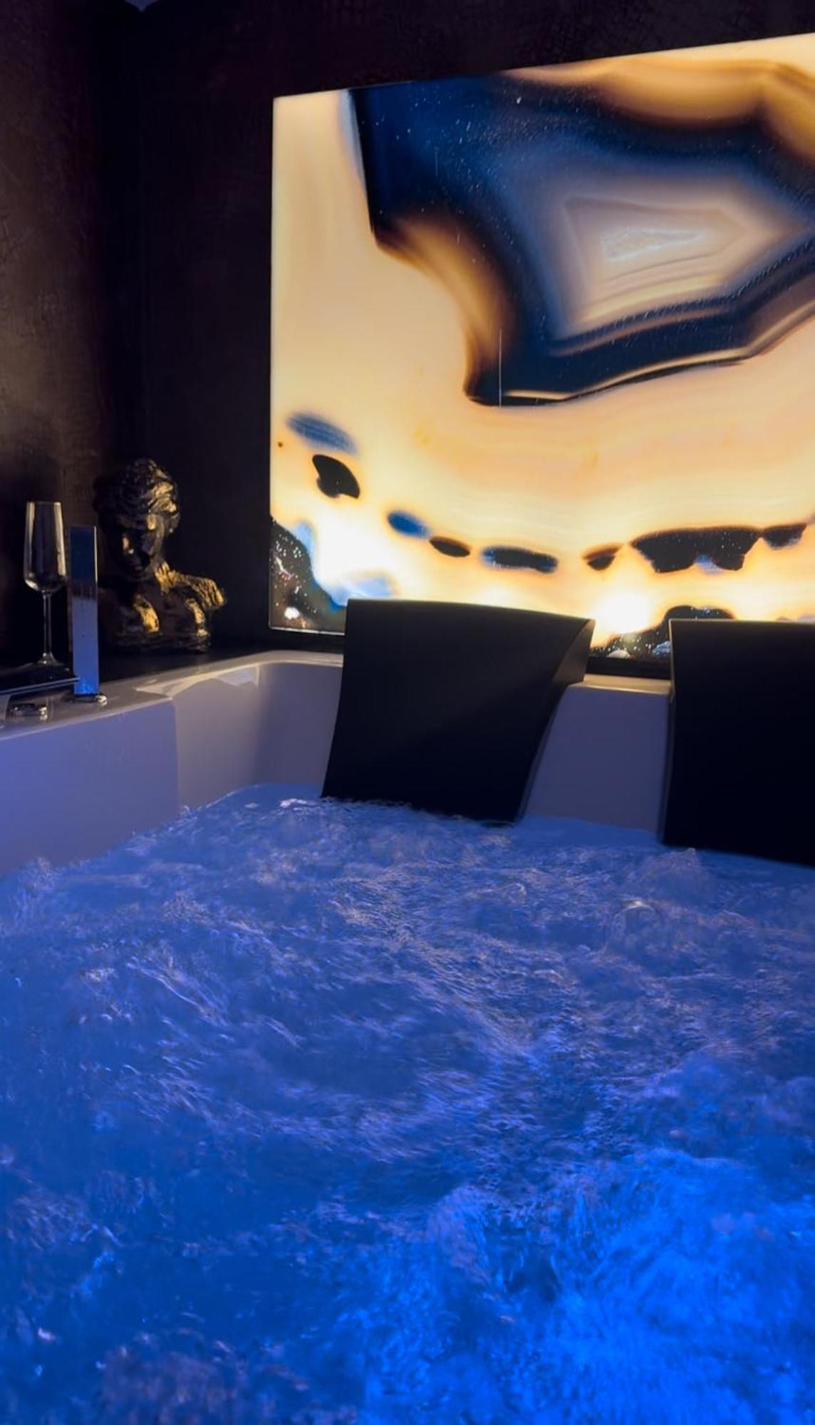 Santateresa19 Suite & Spa ปาแลร์โม ภายนอก รูปภาพ