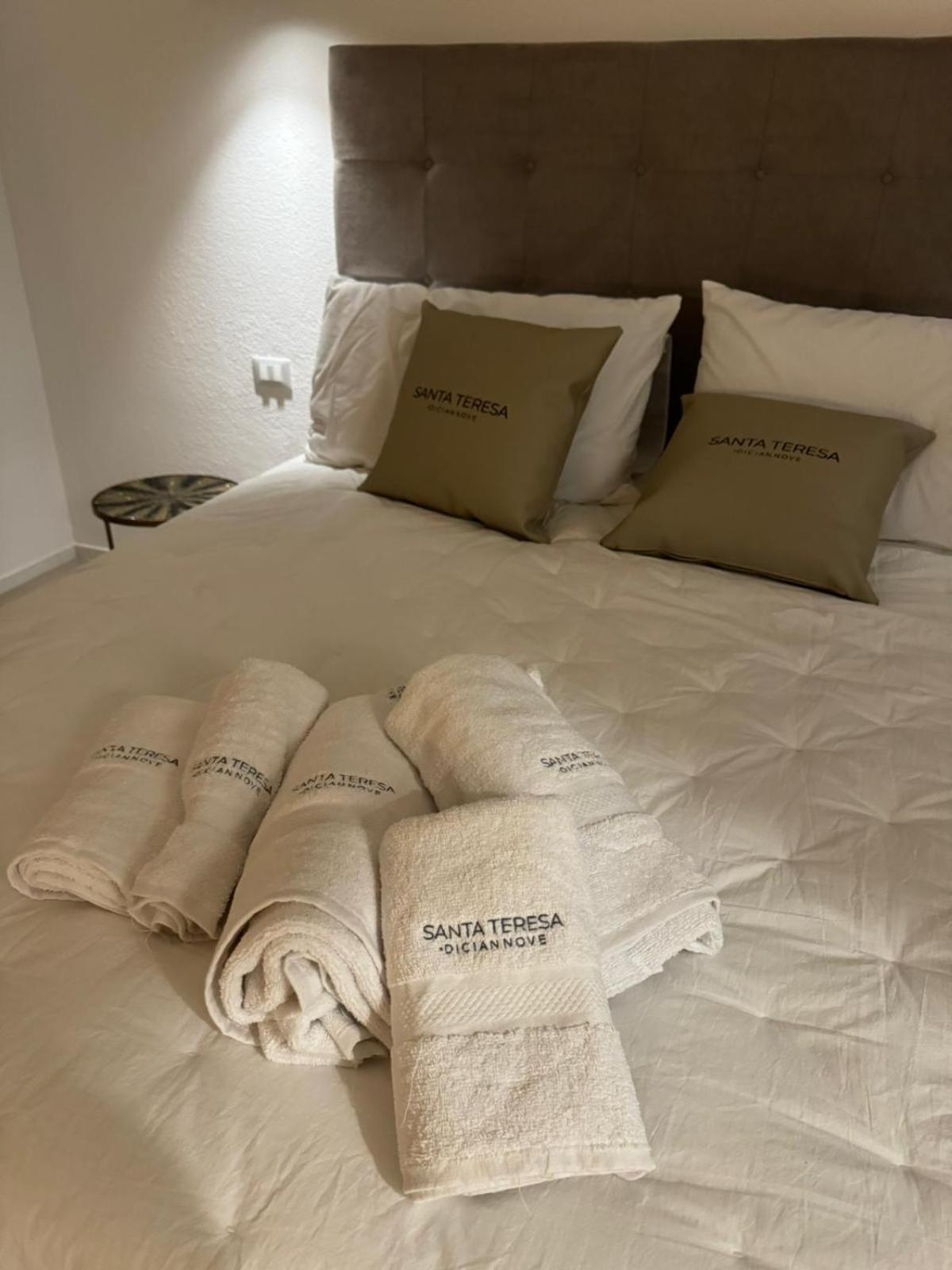Santateresa19 Suite & Spa ปาแลร์โม ภายนอก รูปภาพ